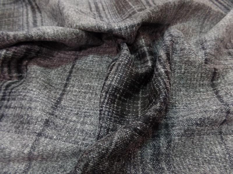 jersey de laine coloris gris fer – Jane et Françoise